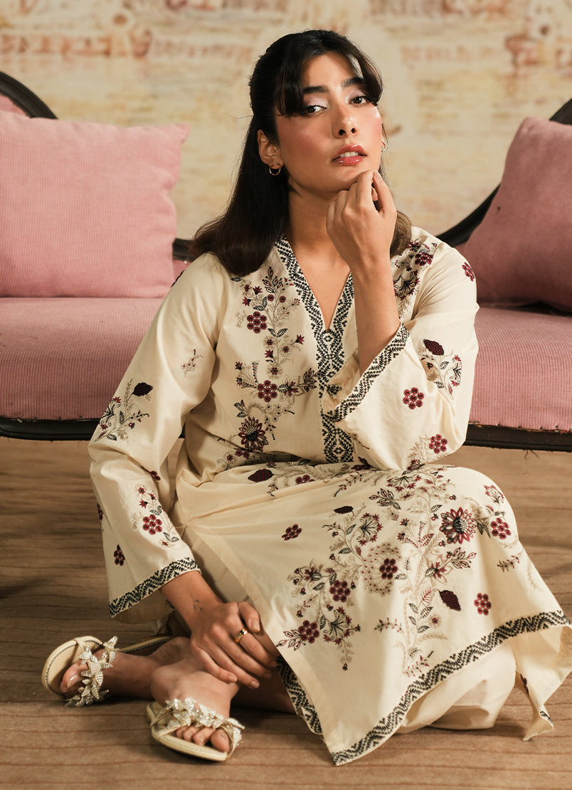 Image | Spring the Tea | ICSE-214207-12523 by Image - Designer Dress - Type: Ladies Clothes - Available at Libayah - 100% Original
