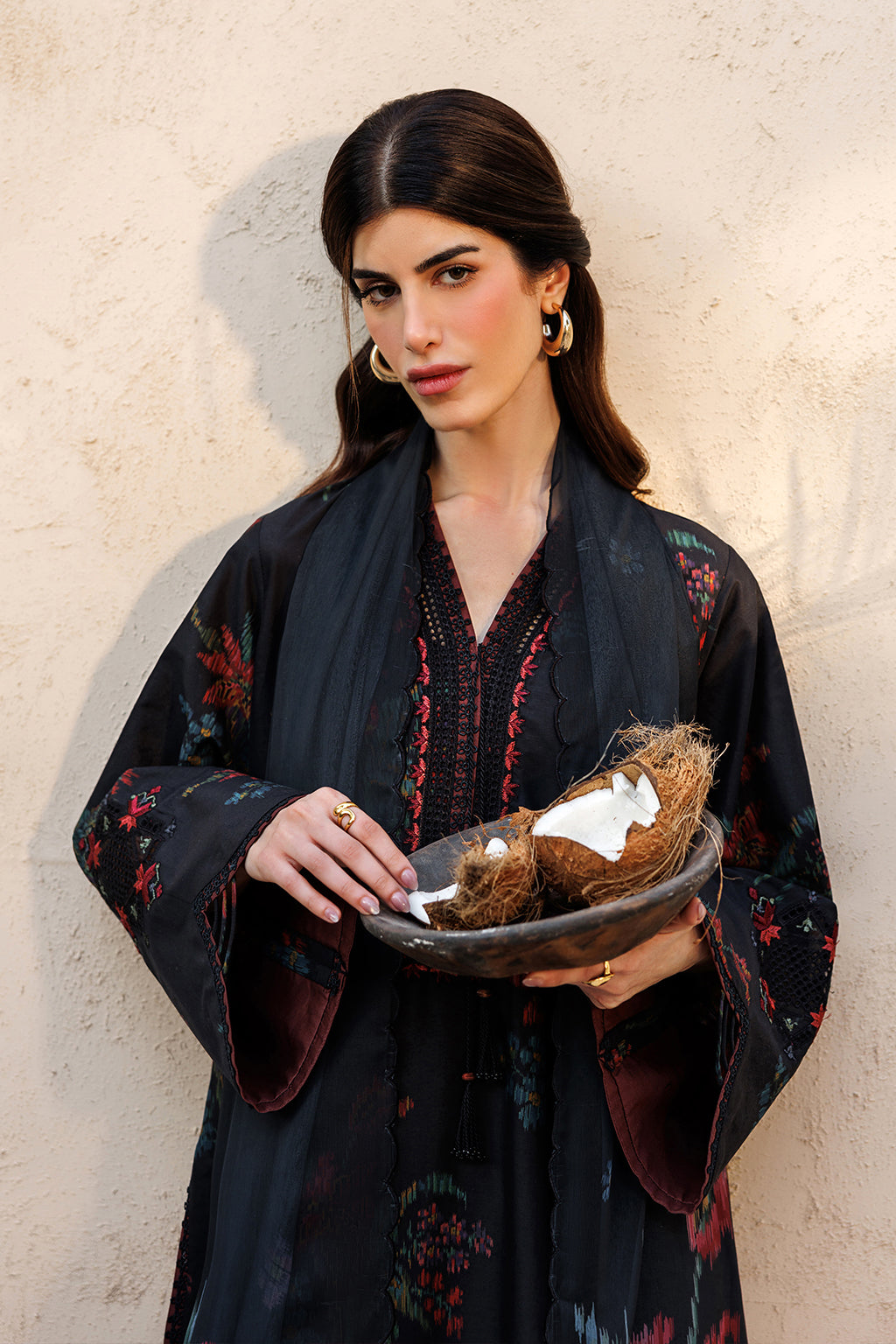 Iznik | Printed Lawn 26 | UE-663 Printed Lawn by Iznik - Designer Dress  - Type : Ladies Clothes - Available at Libayah - 100% Original 
