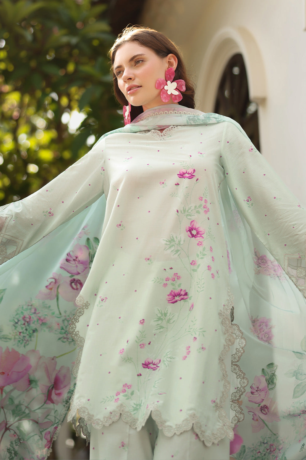 Iznik | lawn 26 | UE-500 by Iznik - Designer Dress  - Type : Ladies Clothes - Available at Libayah - 100% Original 