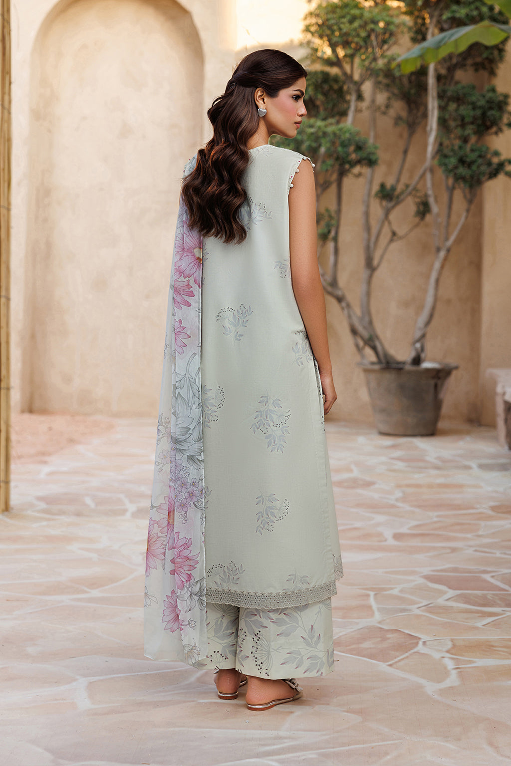 Iznik | Printed Lawn 26 | UE-676 Printed Lawn by Iznik - Designer Dress  - Type : Ladies Clothes - Available at Libayah - 100% Original 