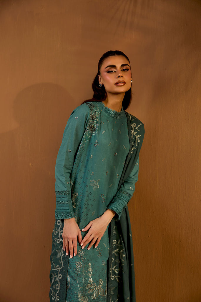 Sobia Nazir | Winter Shawl 25 | Design 5A by Sobia Nazir - Designer Dress - Type : Ladies Clothes - Available at Libayah - 100% Original 