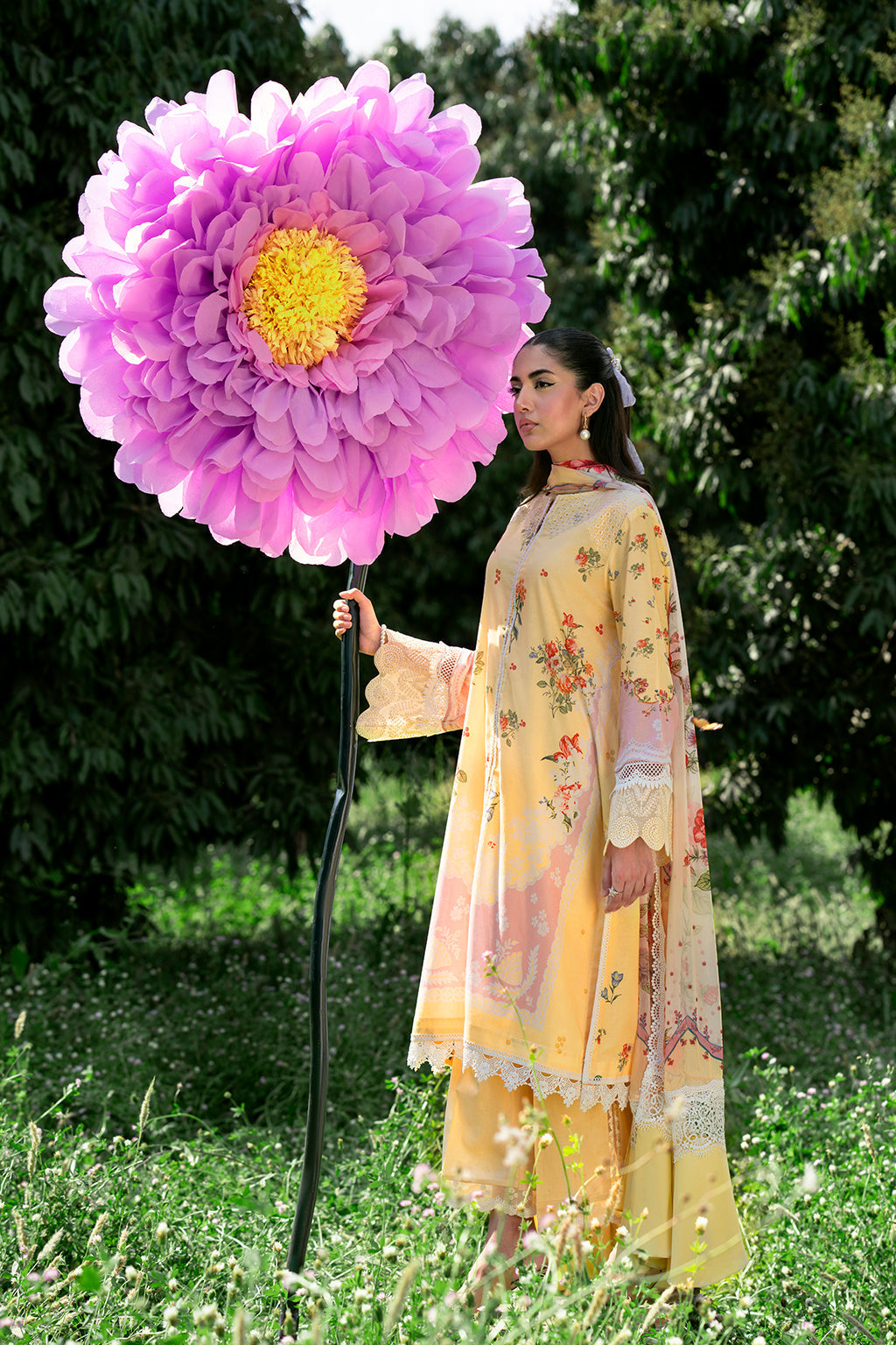 Sardinia | Cocktail Luxury Lawn | DAISY