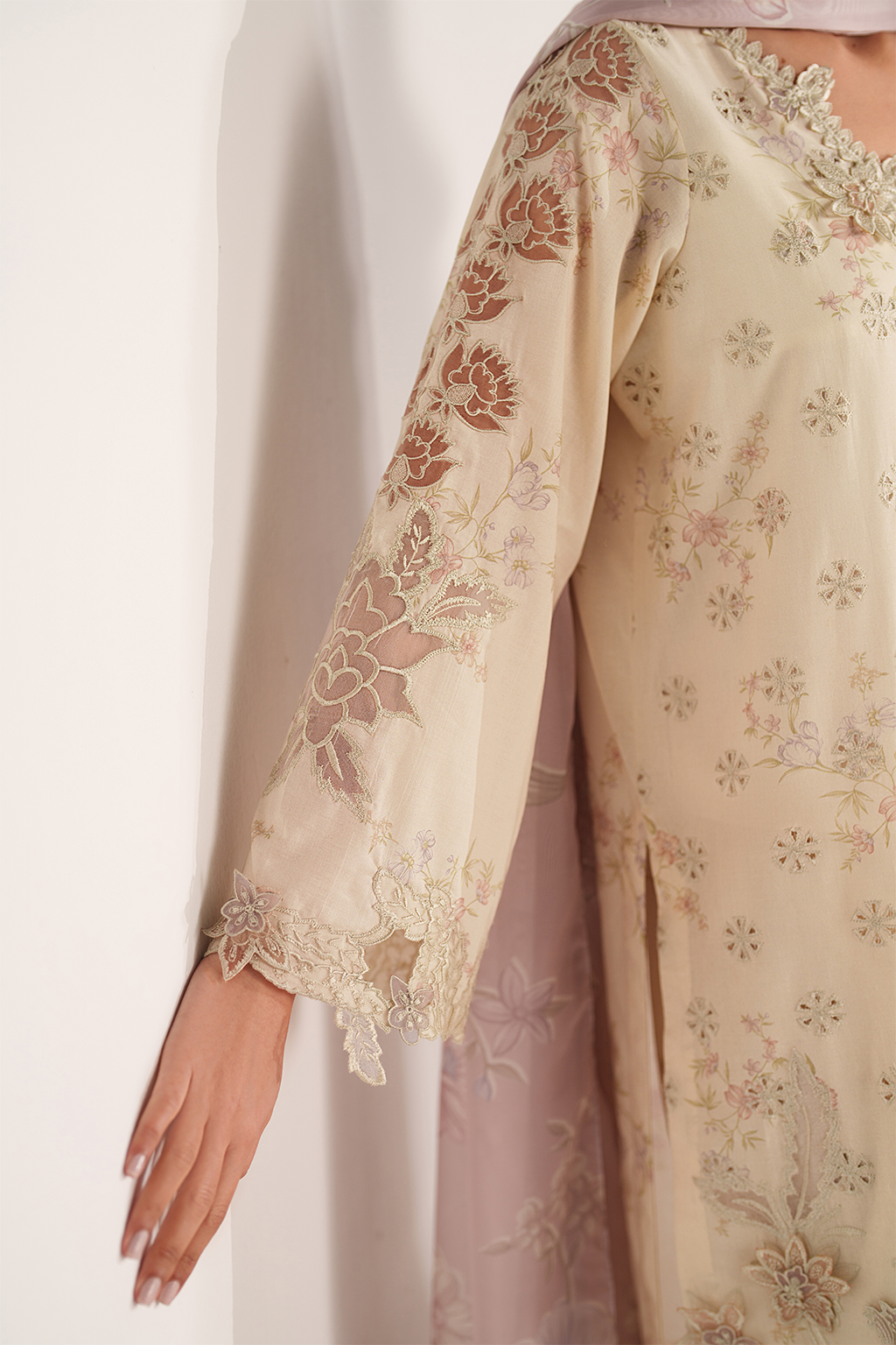 Iznik | Spring/Summer Lawn 26 | SS-06 - Designer Dress - Type : Ladies Clothes - Available at Libayah - 100% Original