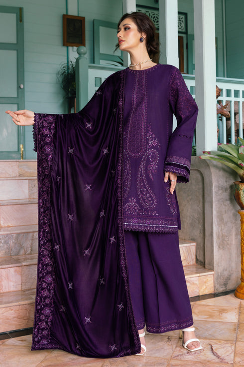 Naqshi | Nuri Khaddar Velvet Marina | Ishana by Naqshi - Designer Dress  - Type : Ladies Clothes - Available at Libayah - 100% Original 