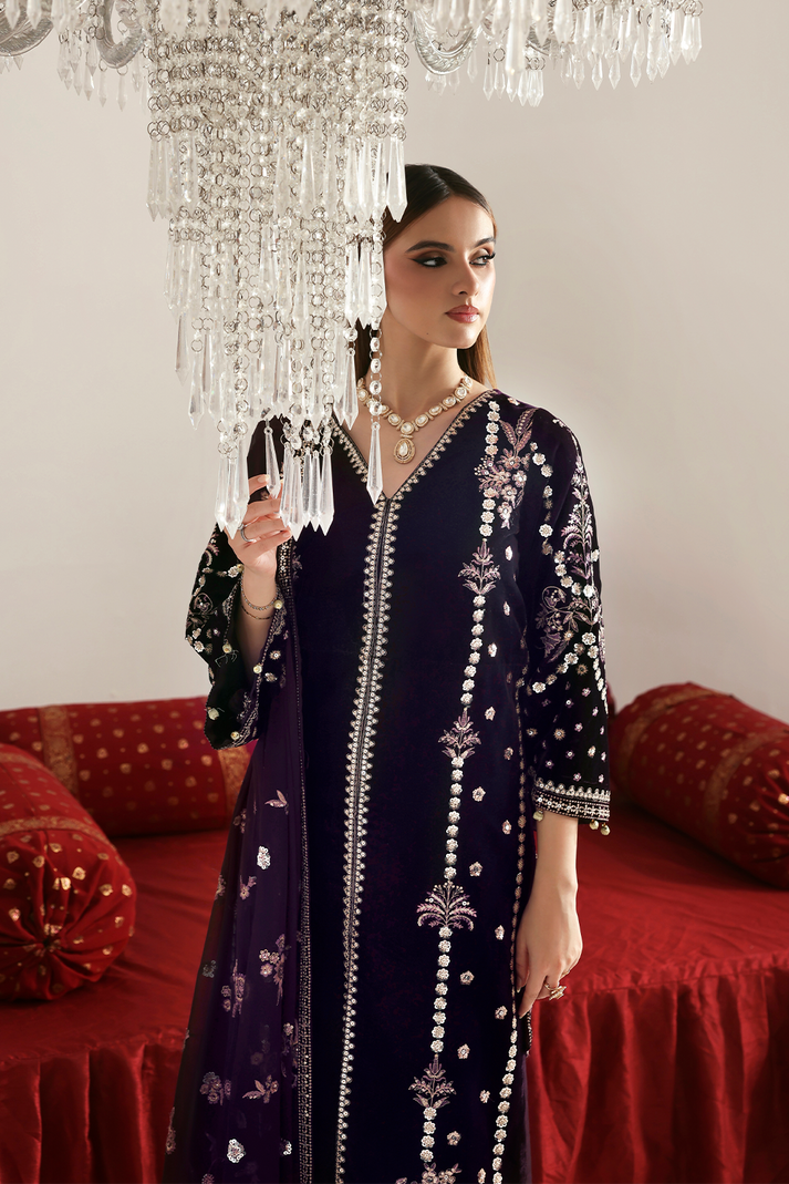 DILNAR – authentic Pakistani formal dress from the Emaan Adeel Zarposh Velvet 25 collection for women in the UK.