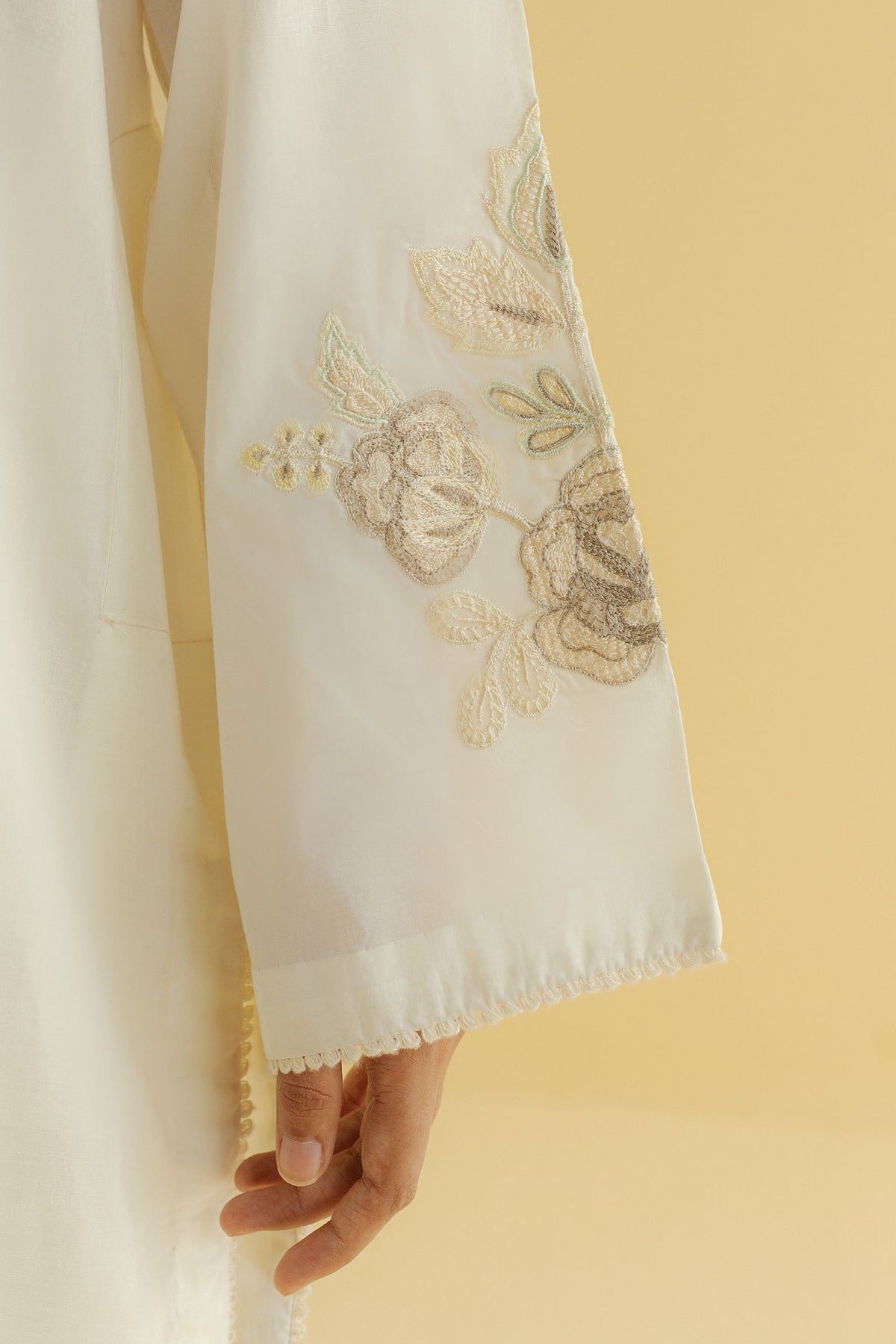 Zara Shahjahan | Love Coco SS 25 | CR25C0551 by Zara Shahjahan - Designer Dress  - Type : Ladies Clothes - Available at Libayah - 100% Original 