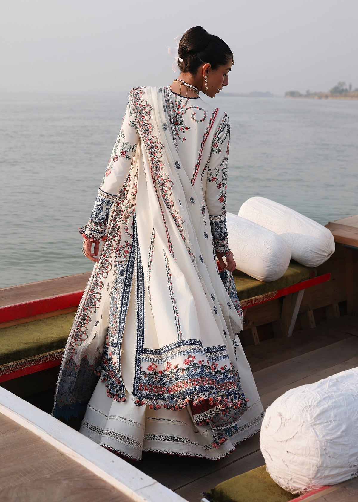 Hussain Rehar | Kalabagh Luxury Lawn 26 | Yuki by Hussain Rehar - Designer Dress  - Type : Ladies Clothes - Available at Libayah - 100% Original 