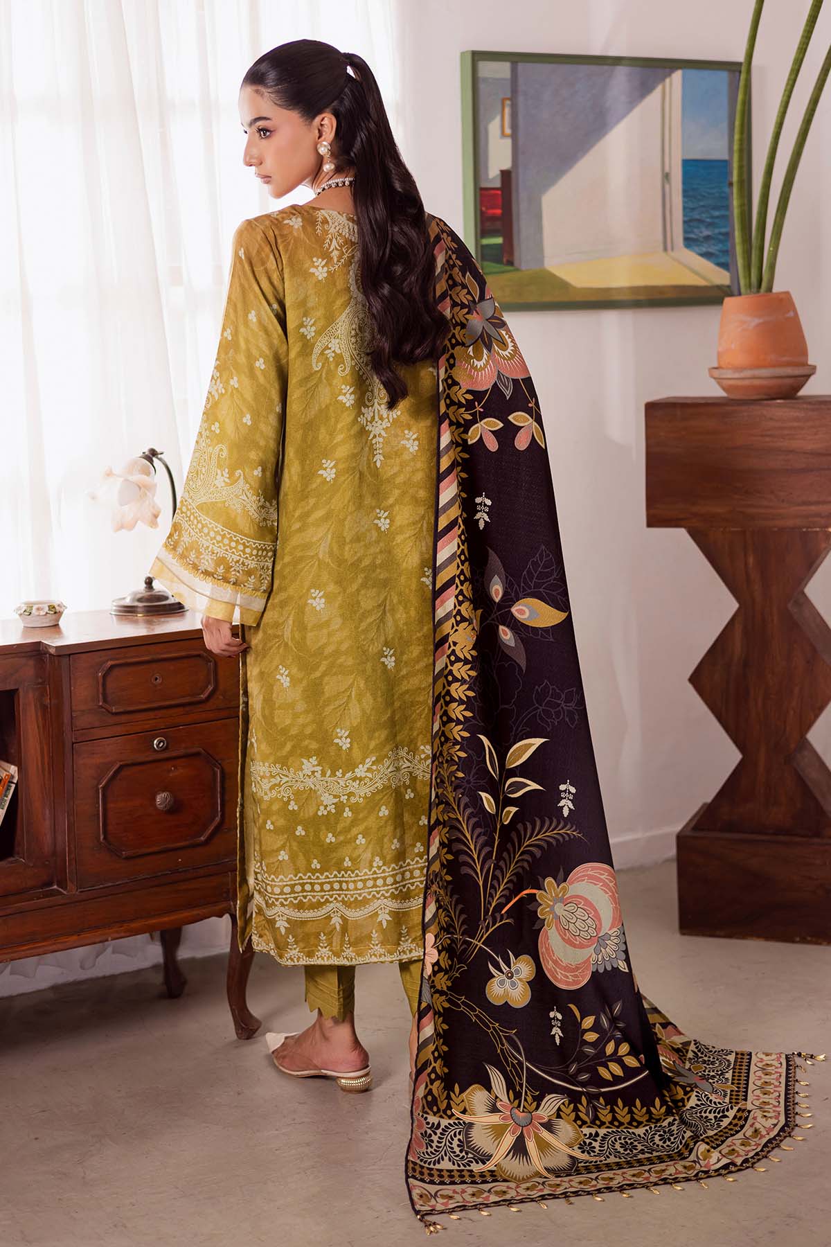 SP-189 – authentic Pakistani dress from the Nureh Linen Jacquard collection for women in the UK.