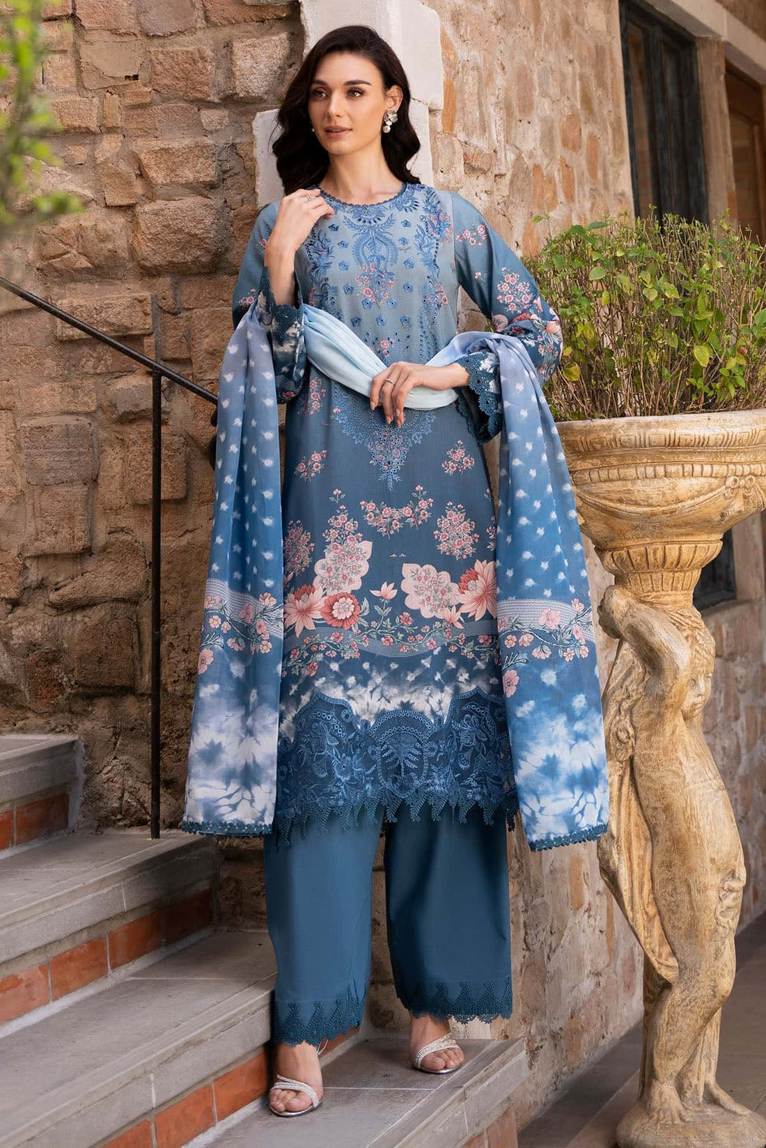 Afrozeh | Damask The Holiday Edit 25 | Seraphina A by Afrozeh - Designer Dress - Type: Ladies Clothes - Available at Libayah - 100% Original