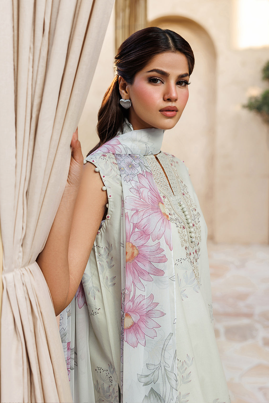 Iznik | Printed Lawn 26 | UE-676 Printed Lawn by Iznik - Designer Dress  - Type : Ladies Clothes - Available at Libayah - 100% Original 