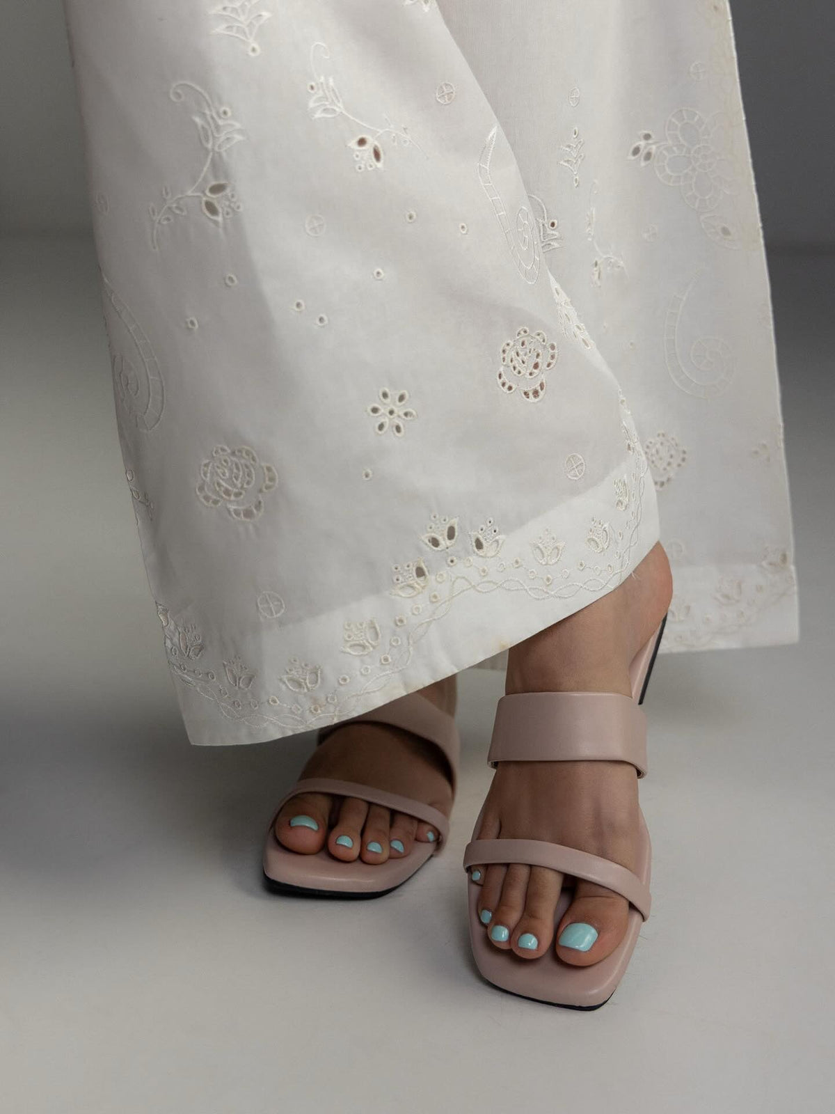 Zara Shahjahan | Coco Lawn 26 | Sune-10B by Zara Shahjahan - Designer Dress  - Type : Ladies Clothes - Available at Libayah - 100% Original 