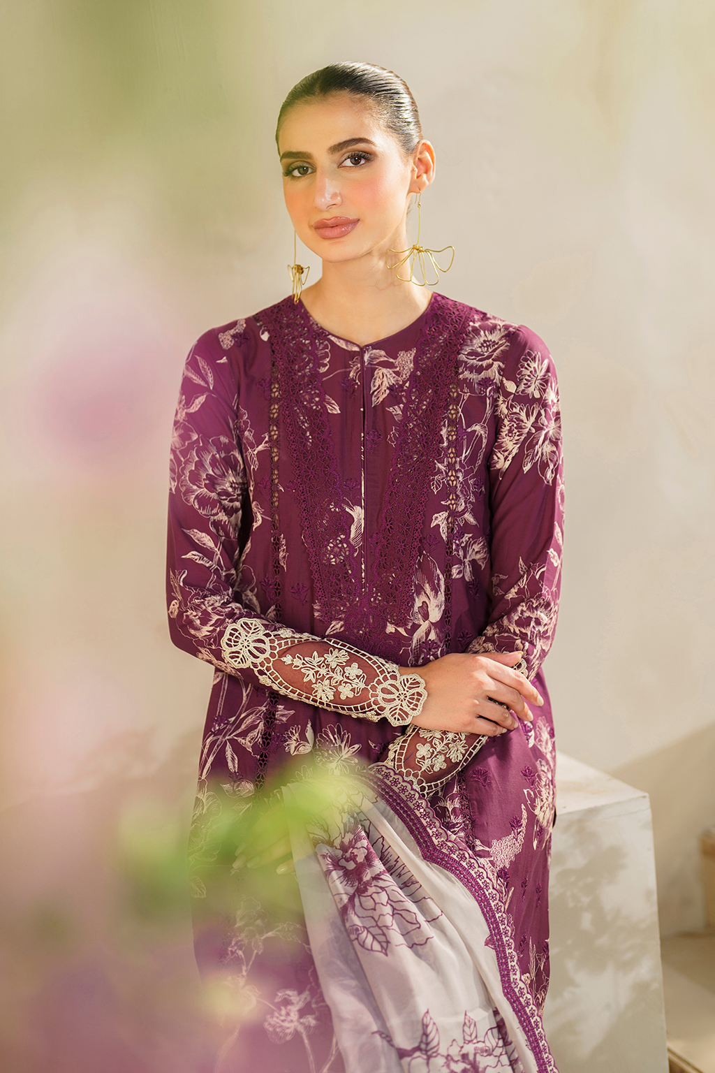 Iznik | Festive lawn 24 | SFL-04 by Iznik - Designer Dress - Type: Ladies Clothes - Available at Libayah - 100% Original