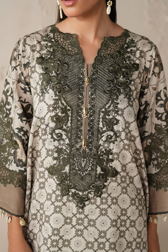 Baroque | Luxury Pret 25 | UF-4302 by Baroque - Designer Dress - Type : Ladies Clothes - Available at Libayah - 100% Original 