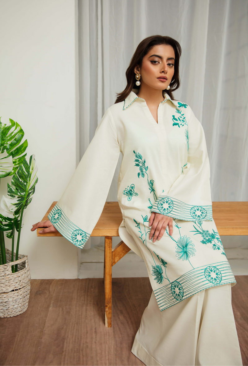 Humdum | Ayra Ready to wear | Ayra - D02 by Humdum - Designer Dress - Type: Ladies Clothes - Available at Libayah - 100% Original