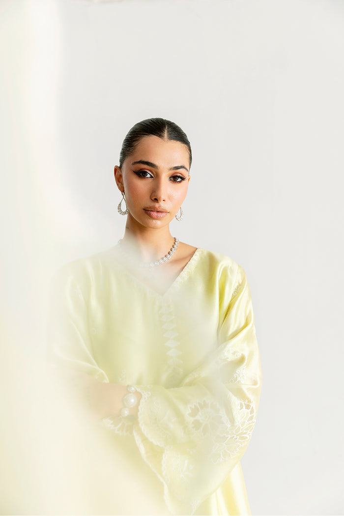 SAHARA – authentic Pakistani dress from the Saira Rizwan Silk Pret 25 collection for women in the UK.