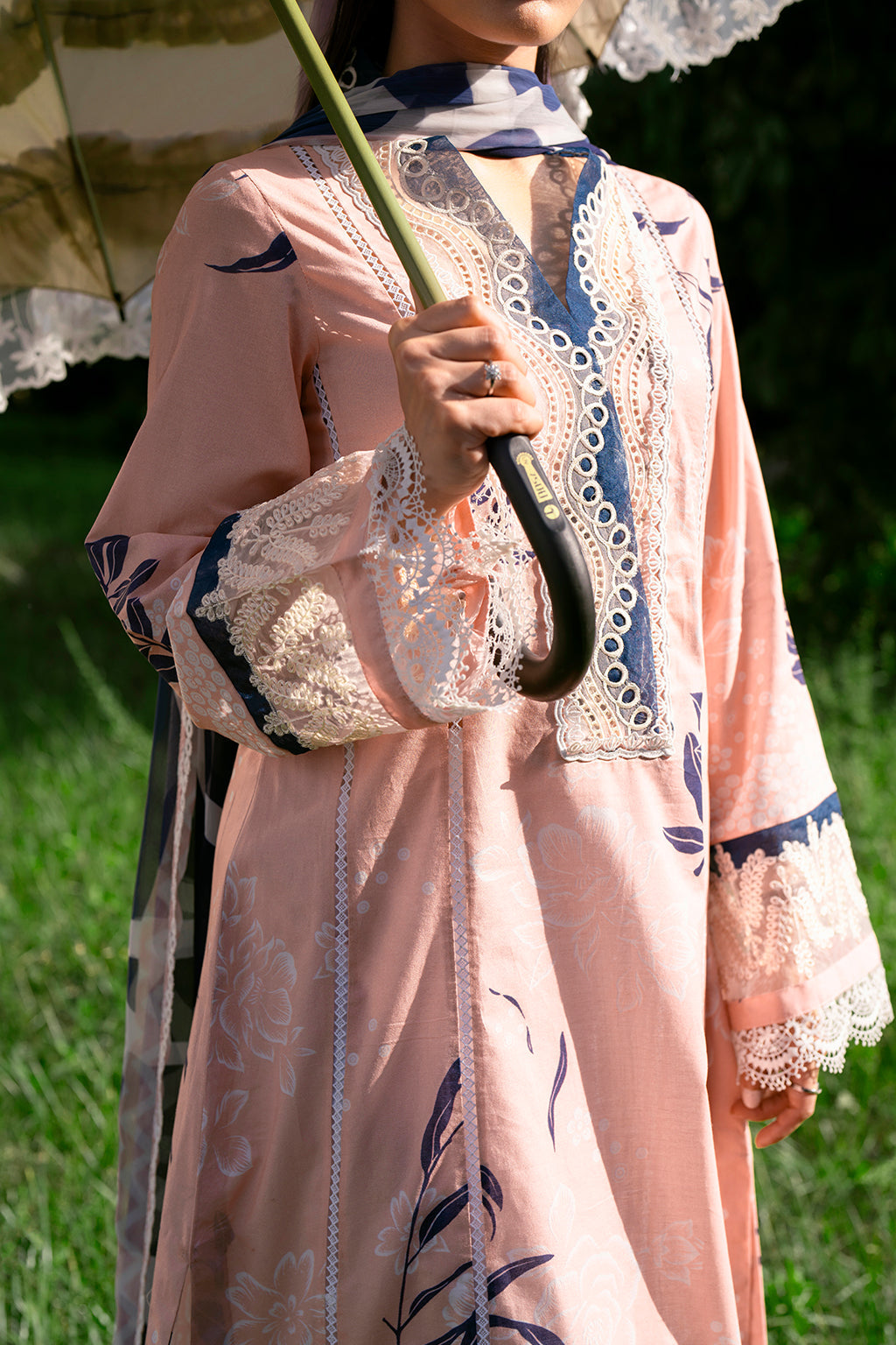 Sardinia | Cocktail Luxury Lawn | JULIET