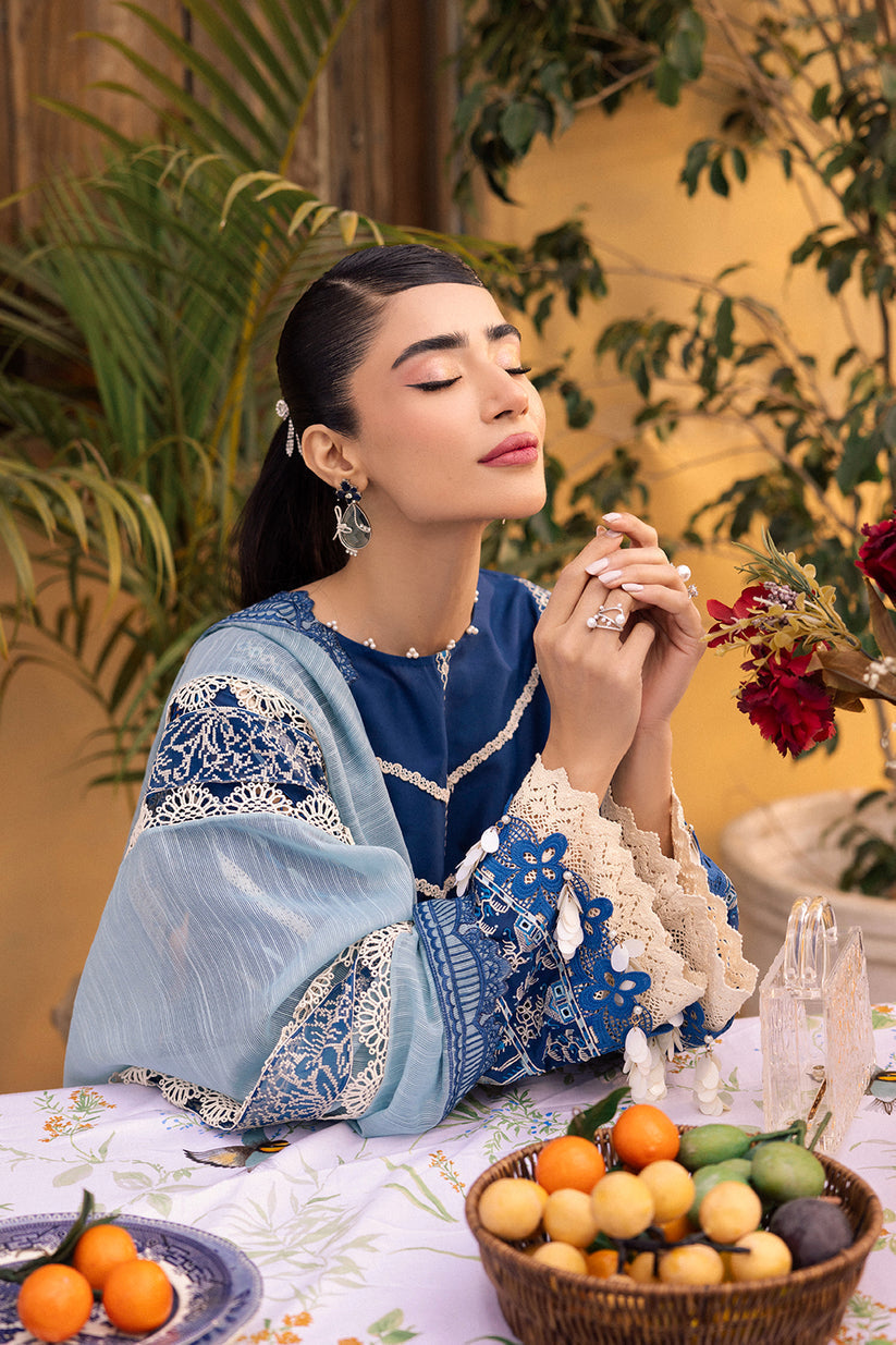 Saad Shaikh | La Amour Luxury Lawn | Noa