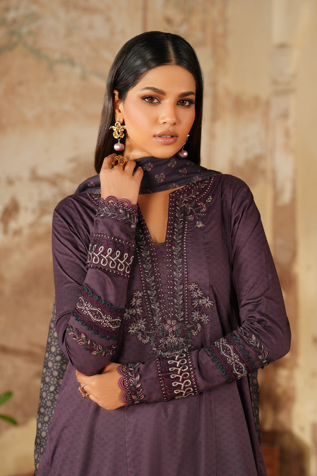 Iznik | Winter 25 | IPF-11 by Iznik - Designer Dress  - Type : Ladies Clothes - Available at Libayah - 100% Original 