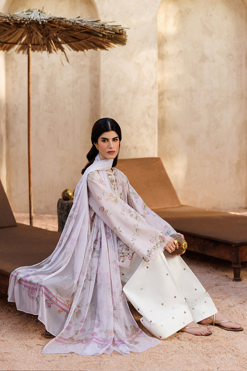 Iznik | Printed Lawn 26 | UE-661 Printed Lawn by Iznik - Designer Dress  - Type : Ladies Clothes - Available at Libayah - 100% Original 