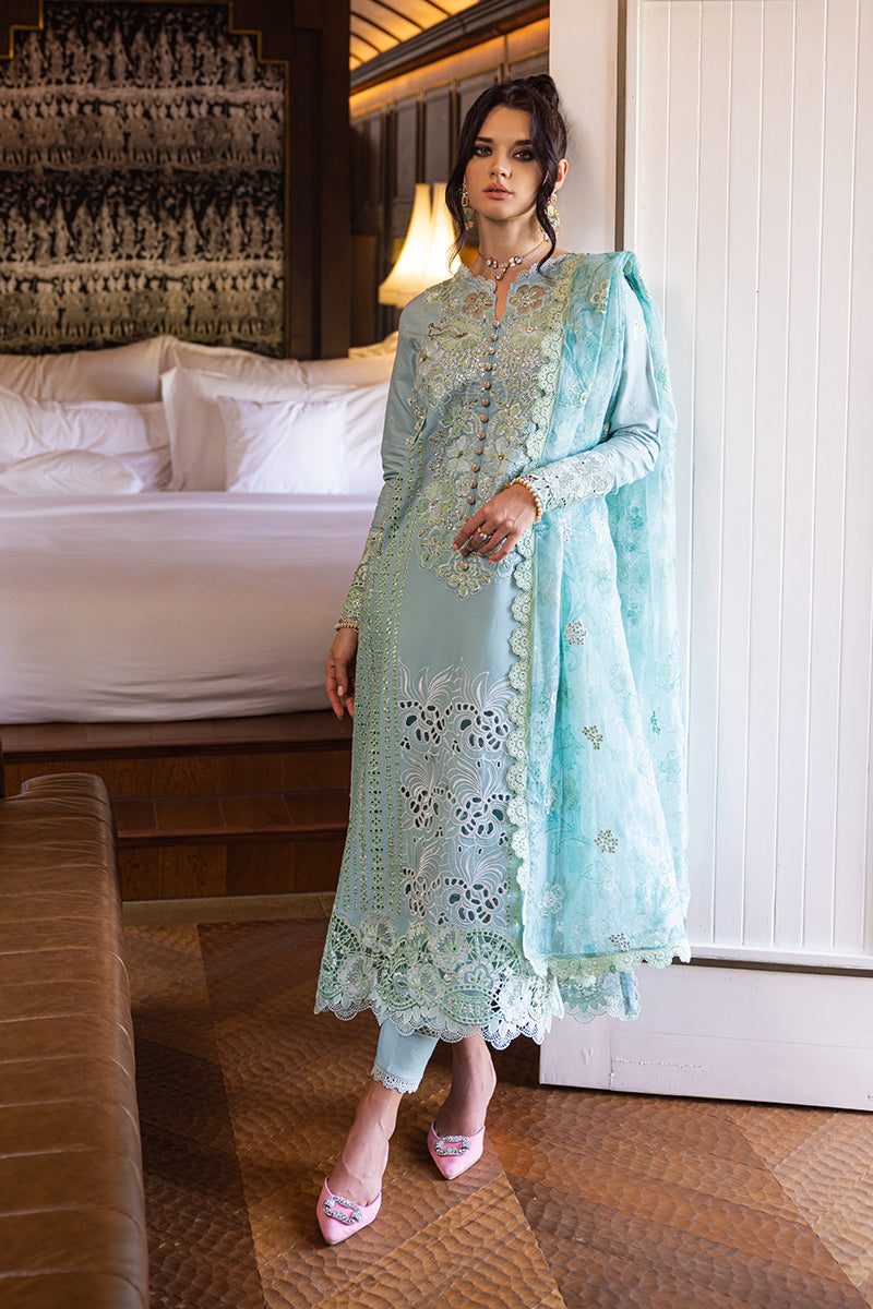 Mushq | Orient Express Luxury Lawn | REVE