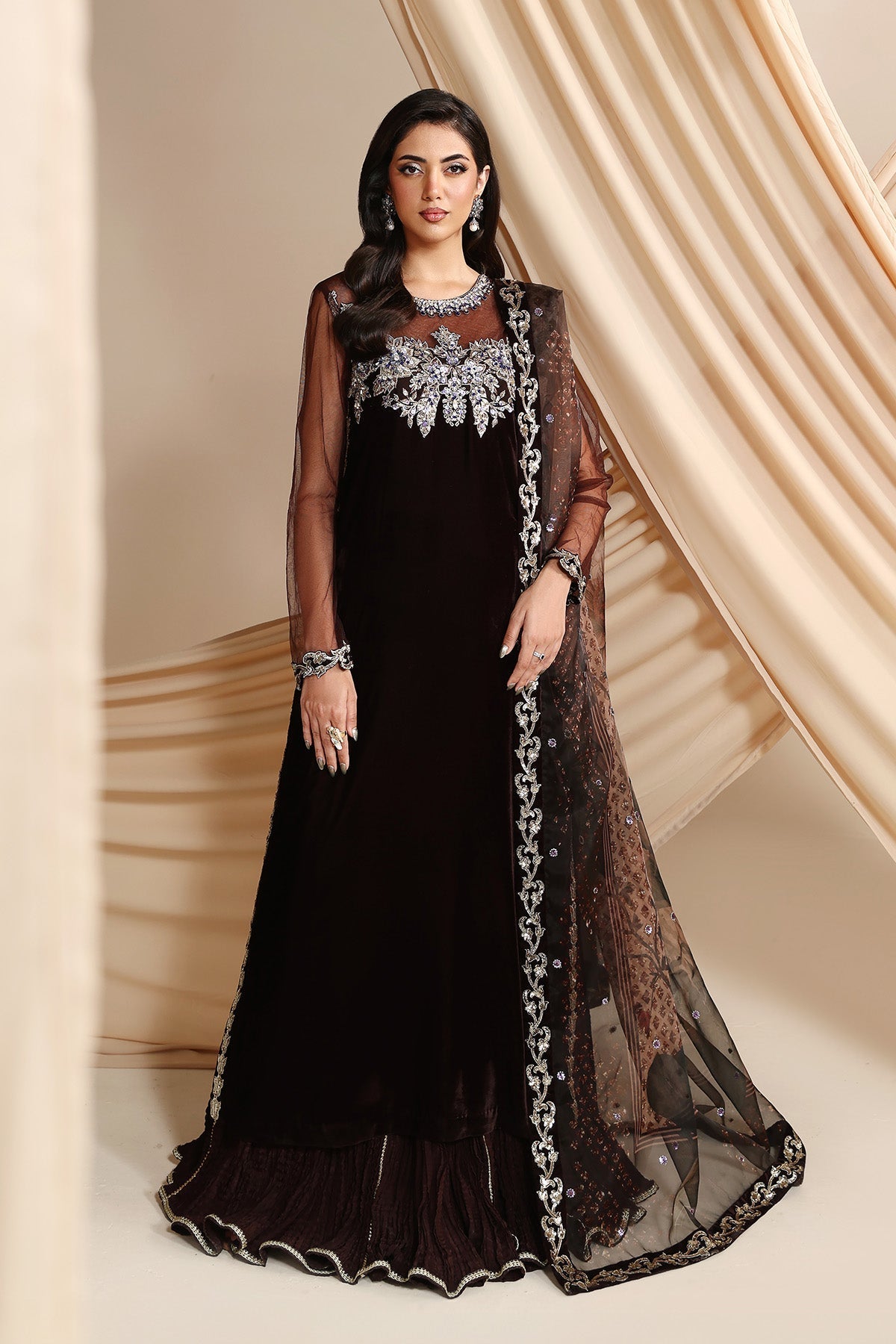 AF-VLT-2211-Aries – authentic Pakistani formal dress from the Alizeh Lamour 25 collection for women in the UK.