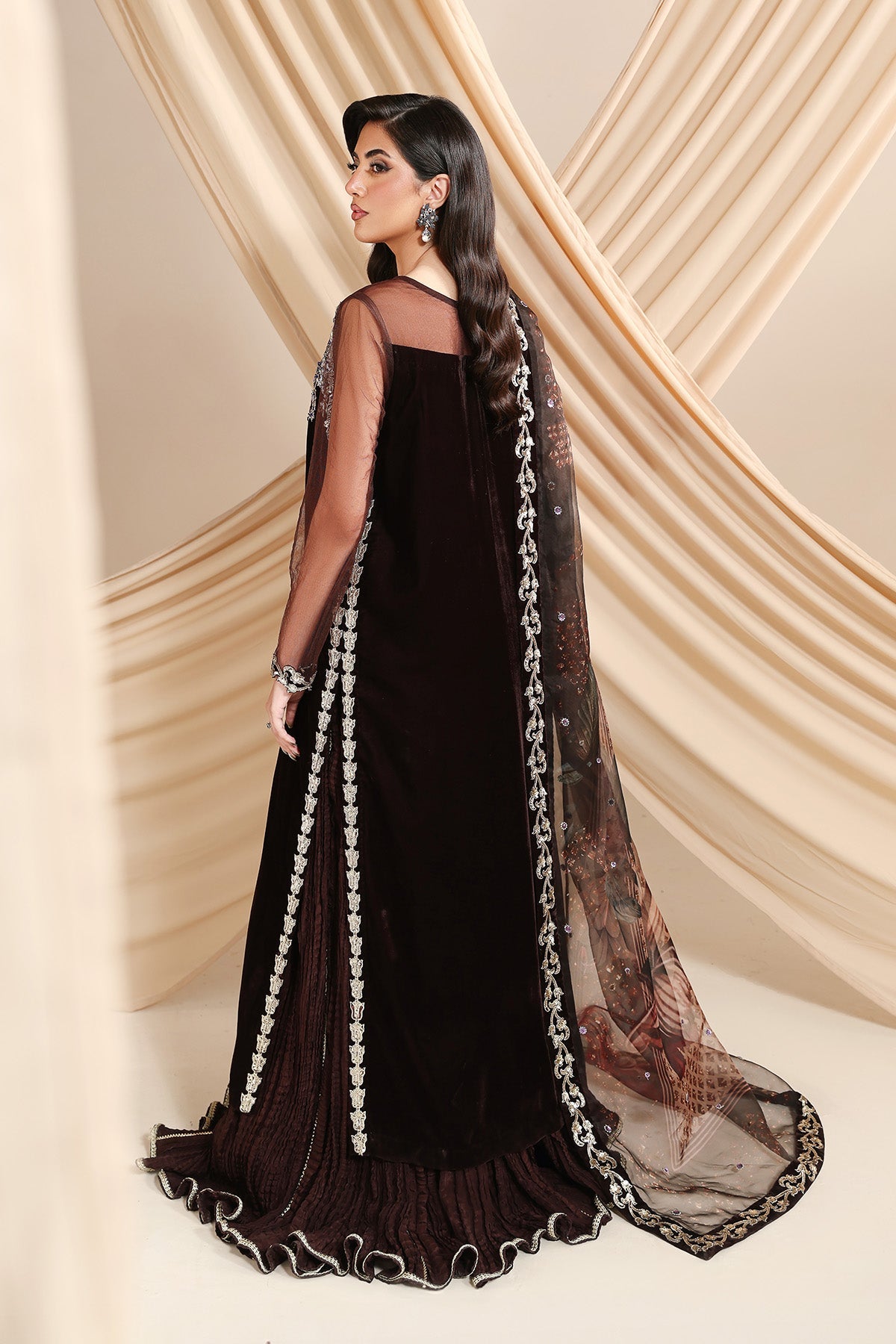 AF-VLT-2211-Aries – authentic Pakistani formal dress from the Alizeh Lamour 25 collection for women in the UK.