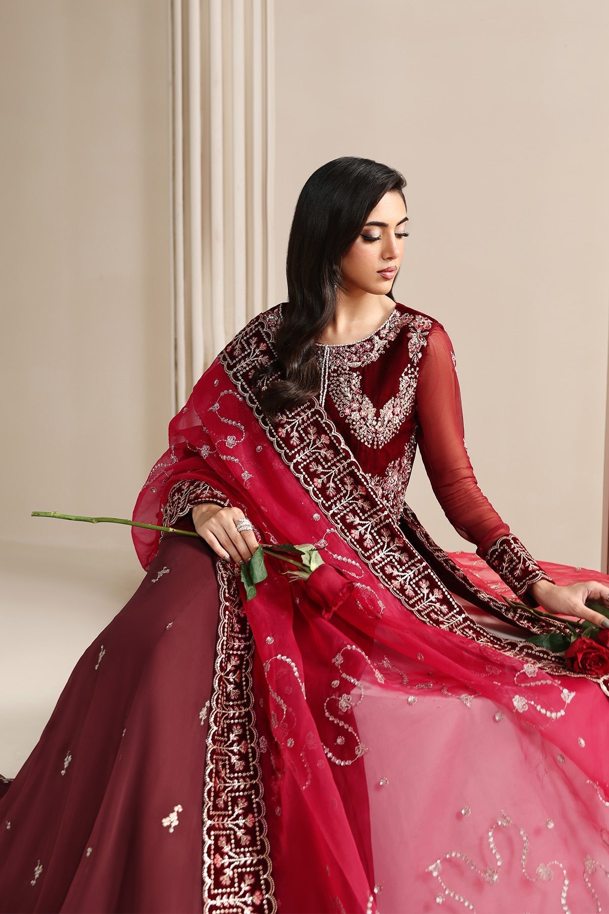 AF-VLT-2209-Cherie – authentic Pakistani formal dress from the Alizeh Lamour 25 collection for women in the UK.