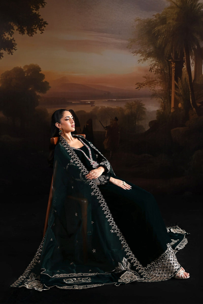 AF-VLT-2210-Vinni – authentic Pakistani formal dress from the Alizeh Lamour 25 collection for women in the UK.