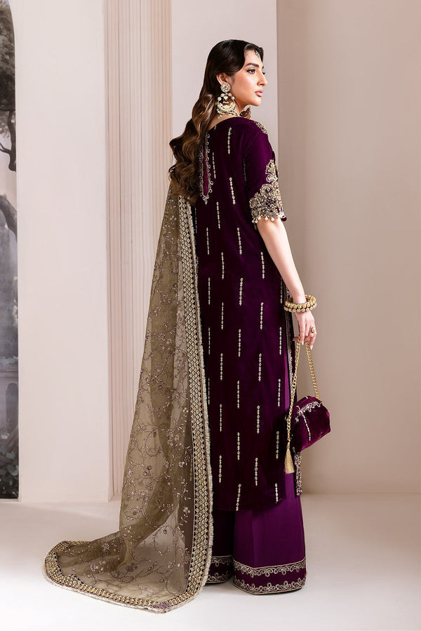 Alizeh | Makhmal Luxury Velvet Edit | Zarlish by Alizeh - Designer Dress  - Type : Ladies Clothes - Available at Libayah - 100% Original 