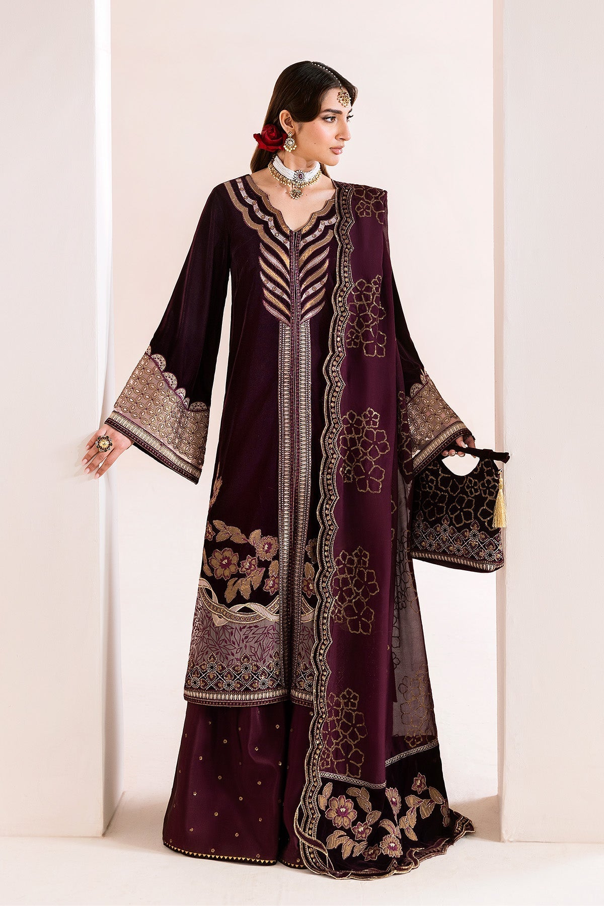 Alizeh | Makhmal Luxury Velvet Edit | Mehree by Alizeh - Designer Dress  - Type : Ladies Clothes - Available at Libayah - 100% Original 