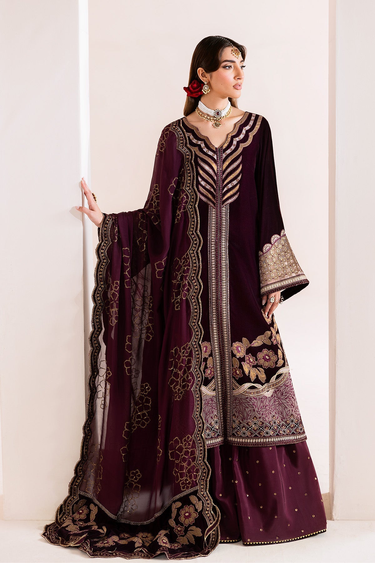 Alizeh | Makhmal Luxury Velvet Edit | Mehree by Alizeh - Designer Dress  - Type : Ladies Clothes - Available at Libayah - 100% Original 