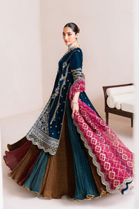 Alizeh | Makhmal Luxury Velvet Edit | Mehroob by Alizeh - Designer Dress  - Type : Ladies Clothes - Available at Libayah - 100% Original 