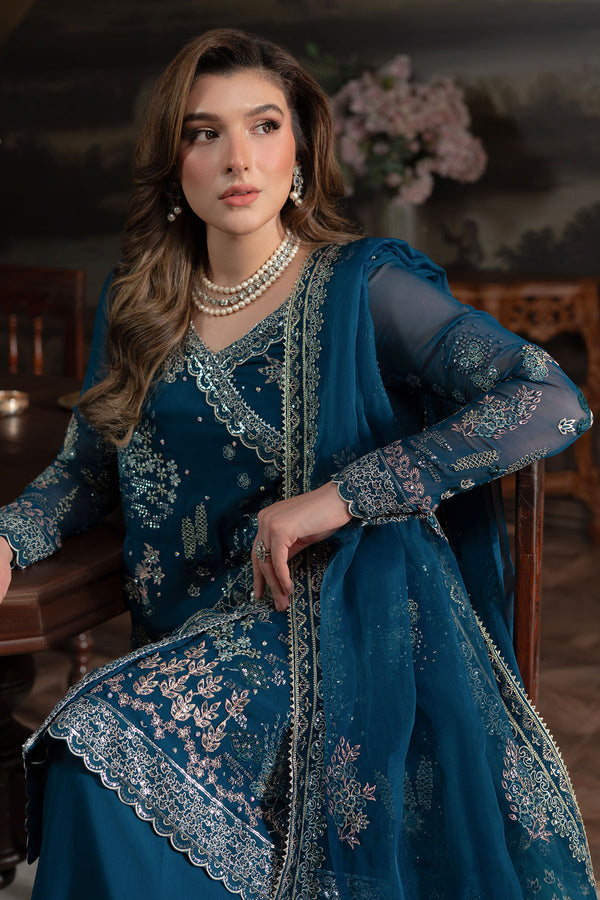 NEL-67 – authentic Pakistani formal dress from the Nureh Elanora Formals 25 collection for women in the UK.