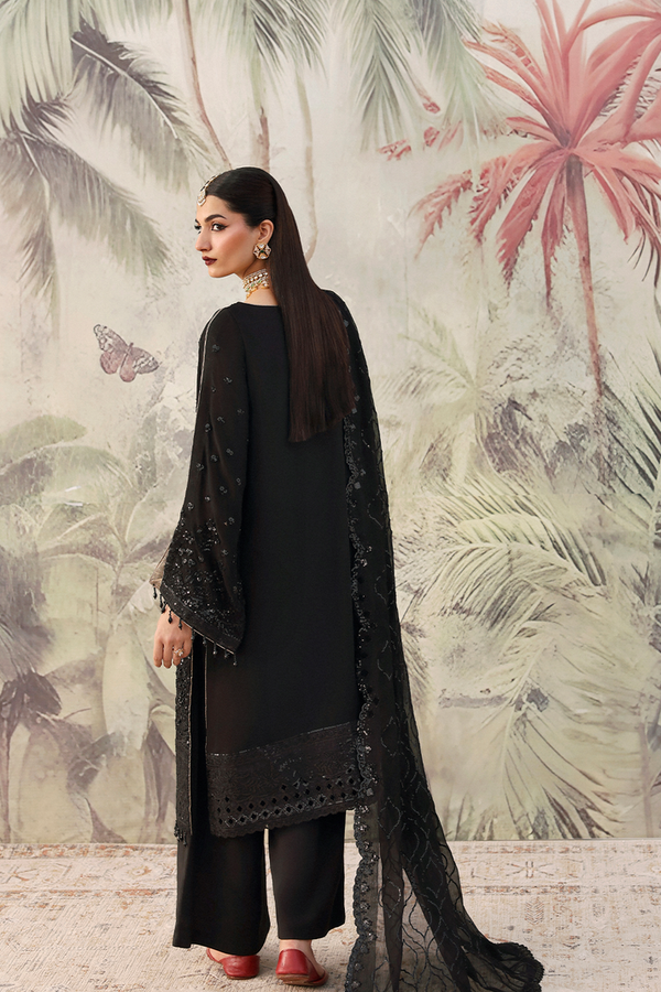 Emaan Adeel | Romansiyyah Luxury Formals | ZAREENAH by Emaan Adeel - Designer Dress  - Type : Ladies Clothes - Available at Libayah - 100% Original 