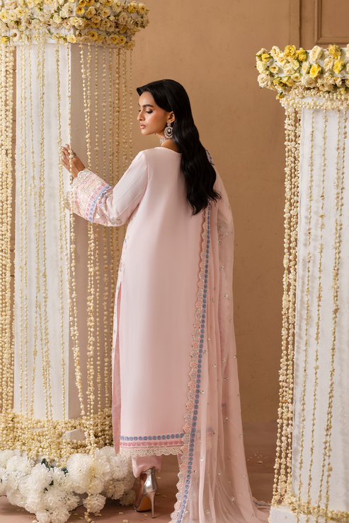 GULREZ – authentic Pakistani formal dress from the Emaan Adeel Sheherzadi Formals 25 collection for women in the UK.