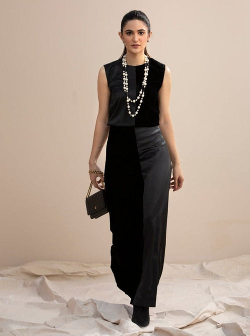 Hana | Mavi Velvets | VLT001 by Hana - Designer Dress - Type: Ladies Clothes - Available at Libayah - 100% Original
