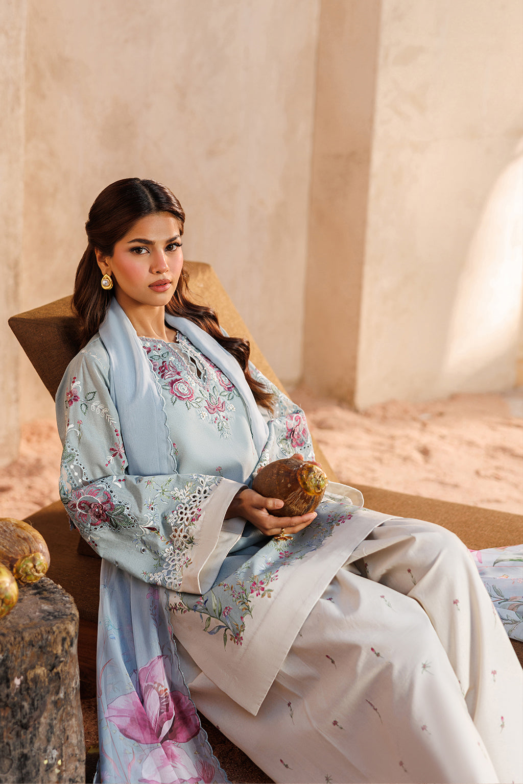 Iznik | Printed Lawn 26 | UE-675 Printed Lawn by Iznik - Designer Dress  - Type : Ladies Clothes - Available at Libayah - 100% Original 