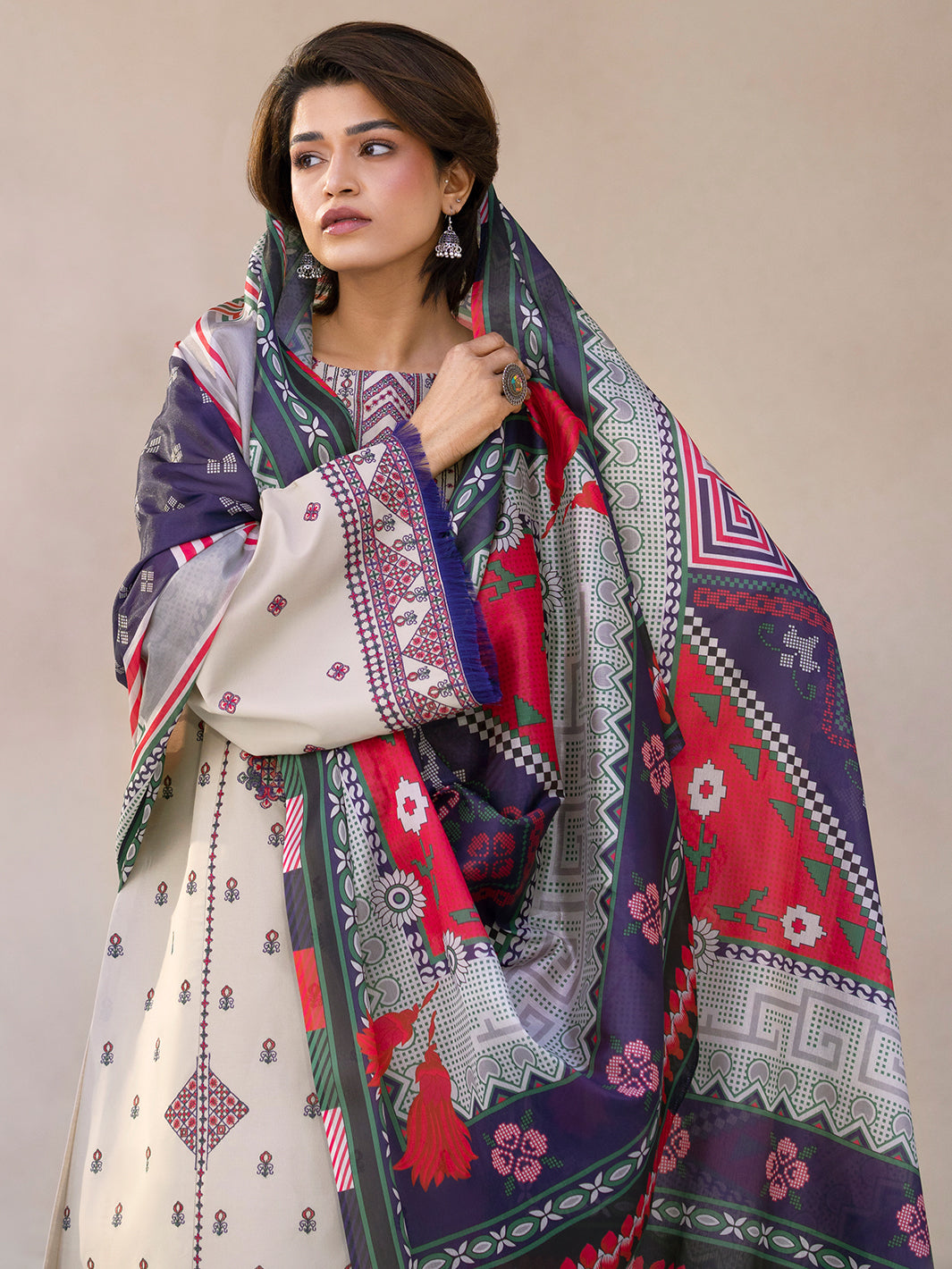 Bin Ilyas | Aaina Summer Edit 25 | 86 - A by Bin Ilyas - Designer Dress - Type: Ladies Clothes - Available at Libayah - 100% Original