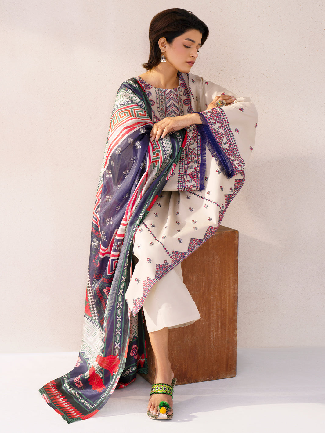 Bin Ilyas | Aaina Summer Edit 25 | 86 - A by Bin Ilyas - Designer Dress - Type: Ladies Clothes - Available at Libayah - 100% Original