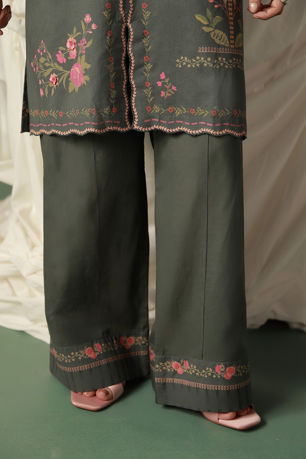 Sahar | Zyra Fall 26 |Veloura by Sahar - Designer Dress  - Type : Ladies Clothes - Available at Libayah - 100% Original 