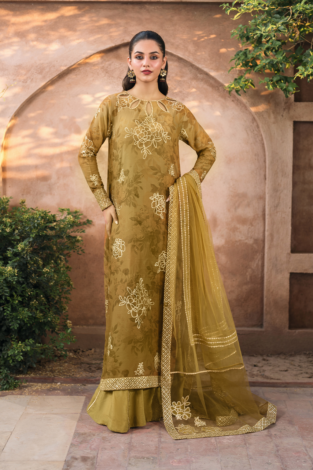 Iznik | Bandhani Formals | UE-332 by Iznik - Designer Dress - Type: Ladies Clothes - Available at Libayah - 100% Original