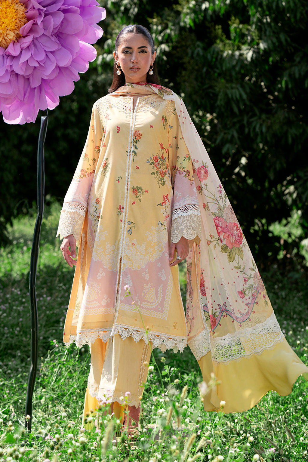 Sardinia | Cocktail Luxury Lawn | DAISY