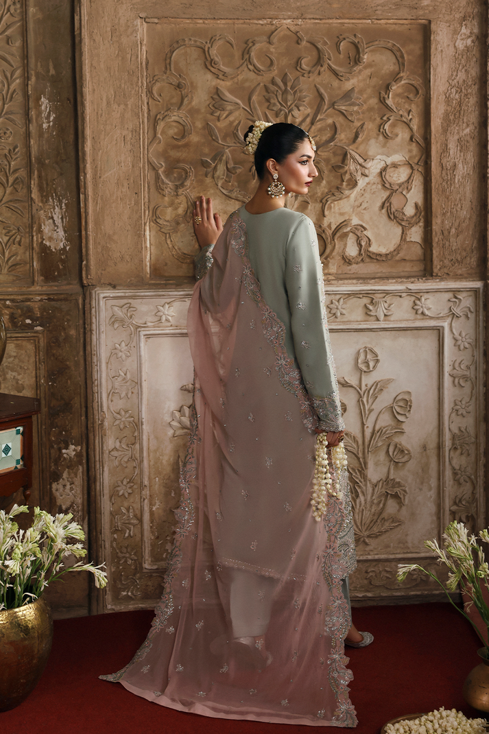 Emaan Adeel | Romansiyyah Luxury Formals | MAHPARI by Emaan Adeel - Designer Dress  - Type : Ladies Clothes - Available at Libayah - 100% Original 