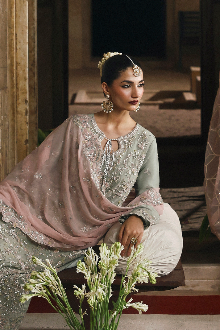 Emaan Adeel | Romansiyyah Luxury Formals | MAHPARI by Emaan Adeel - Designer Dress  - Type : Ladies Clothes - Available at Libayah - 100% Original 