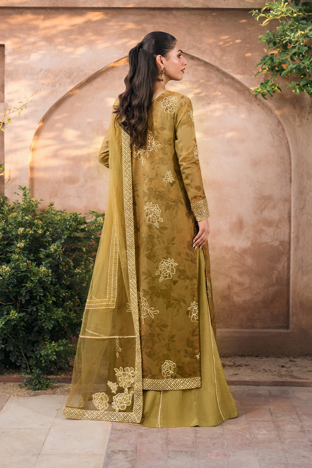 Iznik | Bandhani Formals | UE-332 by Iznik - Designer Dress - Type: Ladies Clothes - Available at Libayah - 100% Original