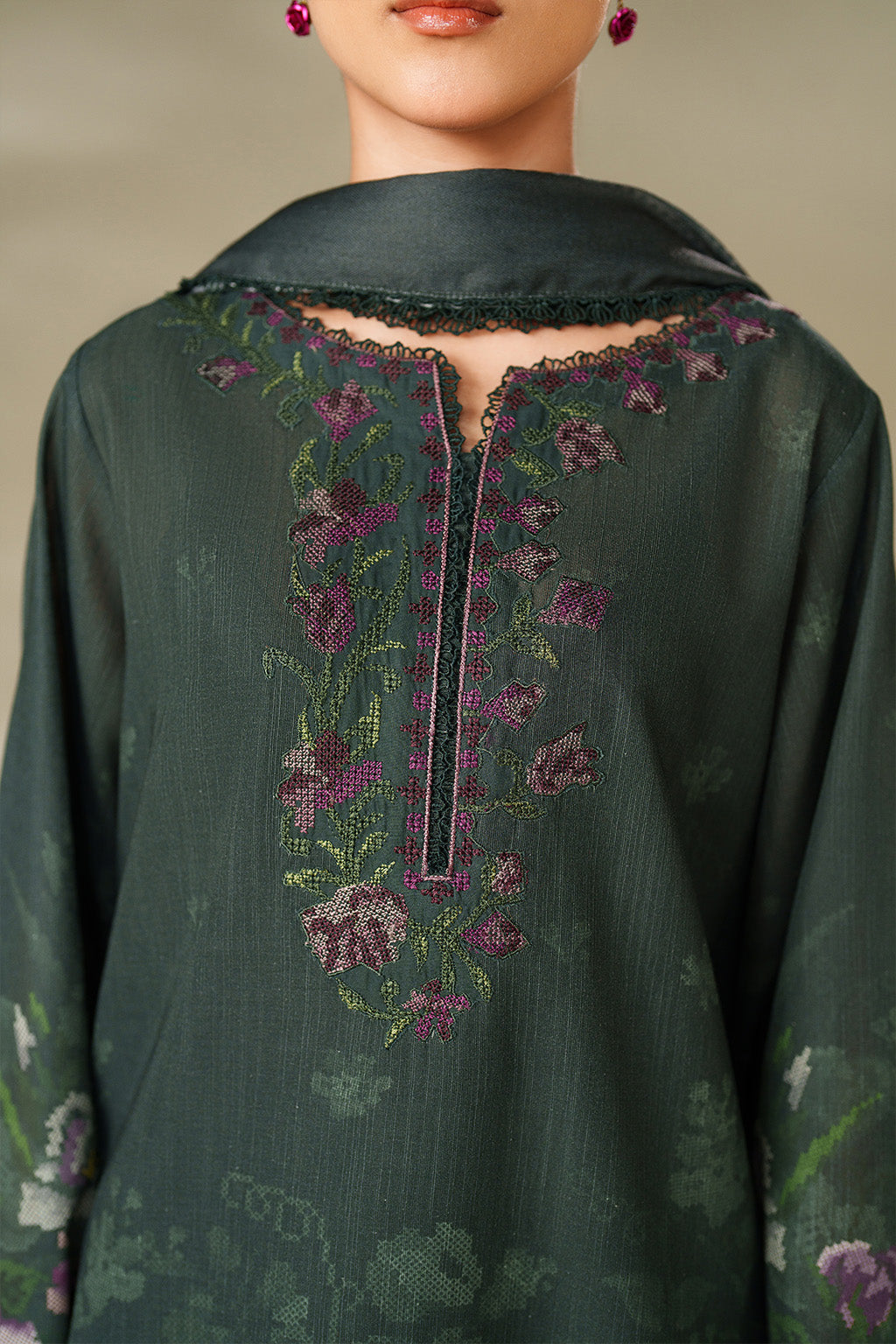 Iznik | Winter Chapter 25 | UE-567 Printed Khaddar by Iznik - Designer Dress - Type : Ladies Clothes - Available at Libayah - 100% Original 