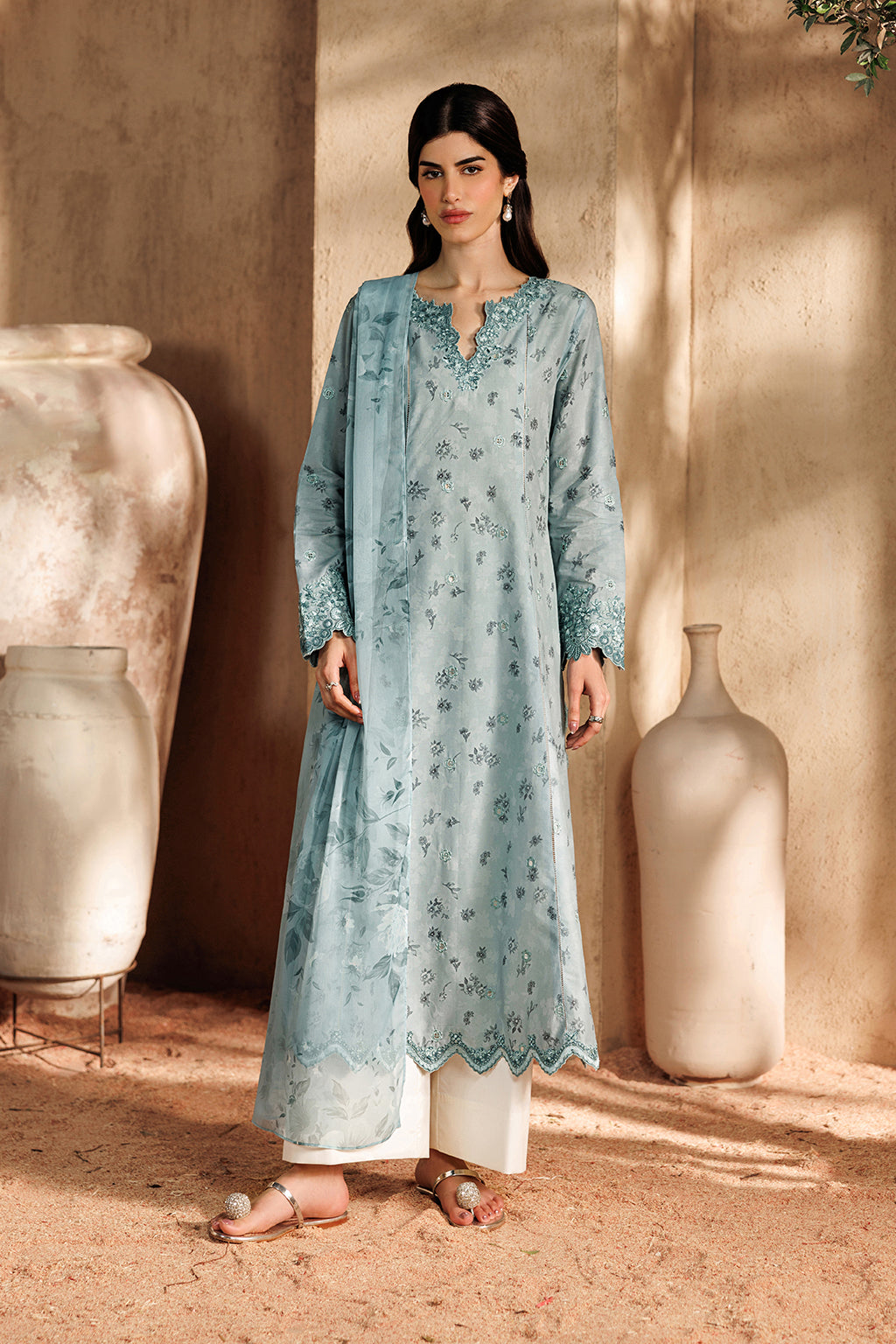 Iznik | Printed Lawn 26 | UE-671 Printed Lawn by Iznik - Designer Dress  - Type : Ladies Clothes - Available at Libayah - 100% Original 