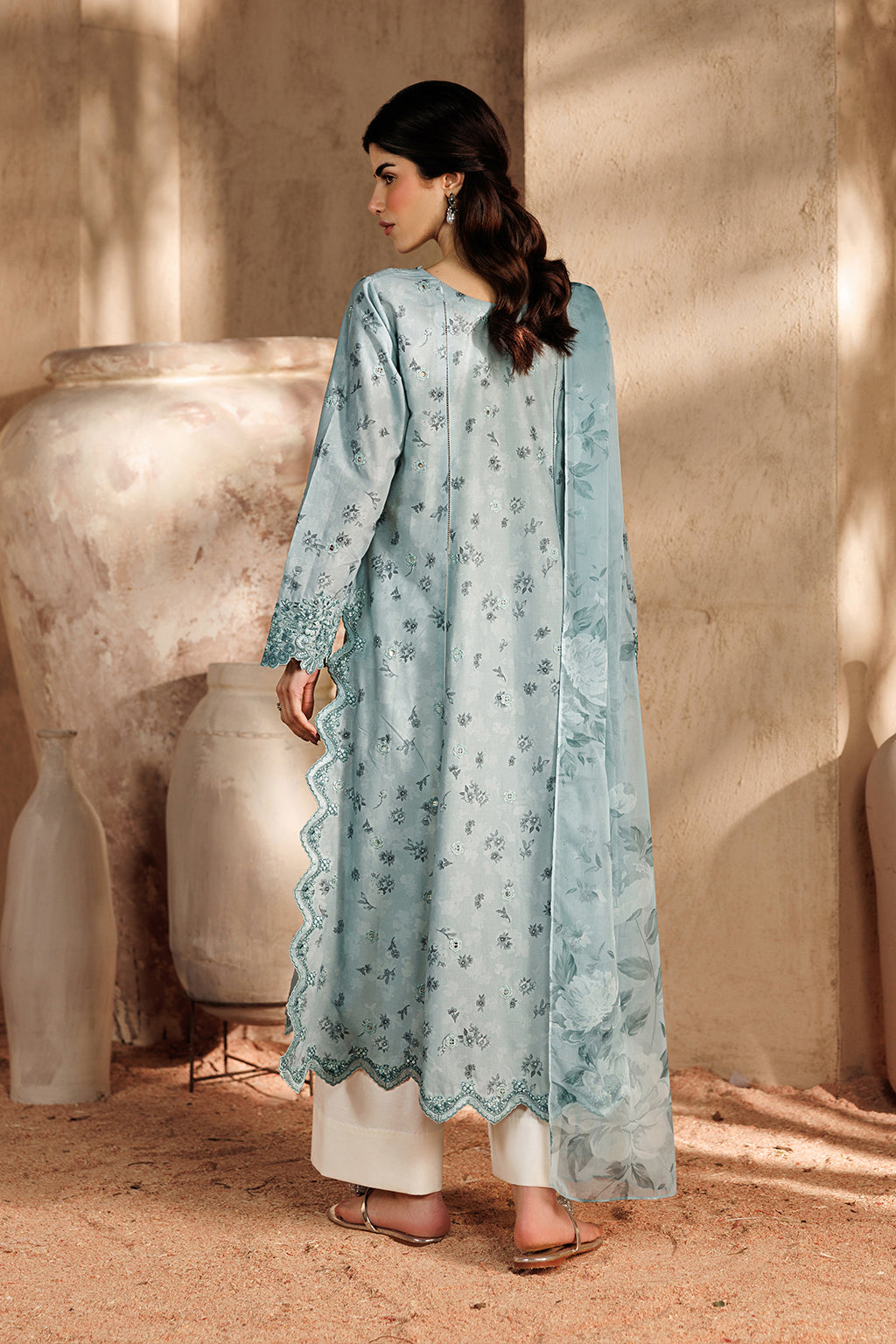 Iznik | Printed Lawn 26 | UE-671 Printed Lawn by Iznik - Designer Dress  - Type : Ladies Clothes - Available at Libayah - 100% Original 