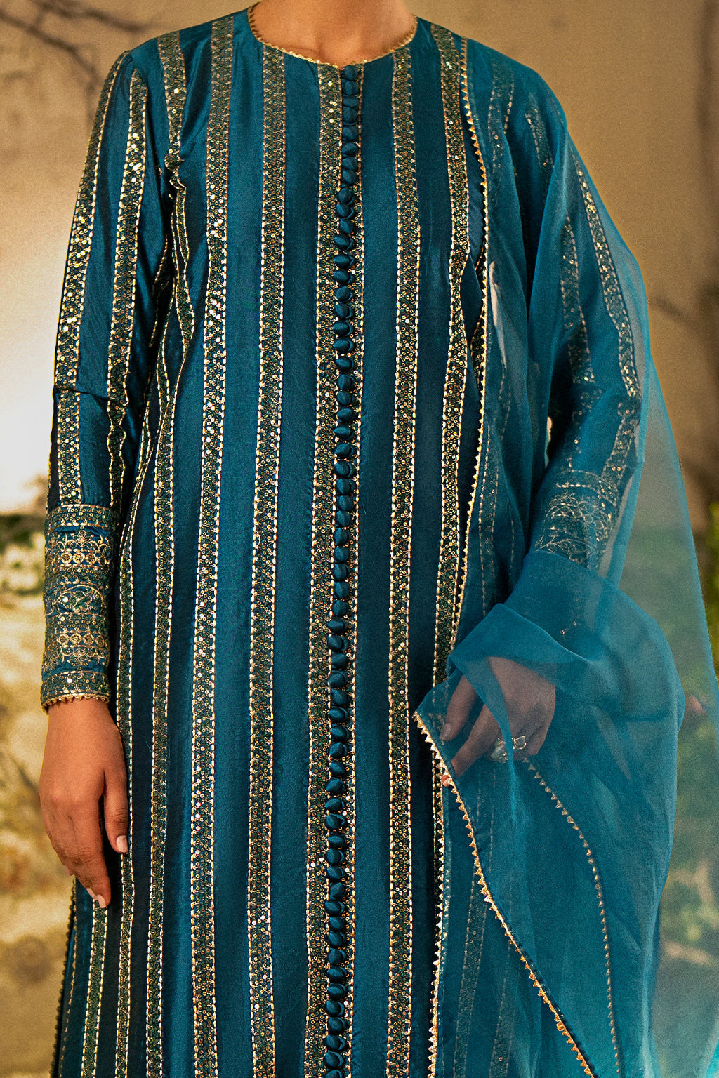 Vanya | Meraki Formals | FF-43