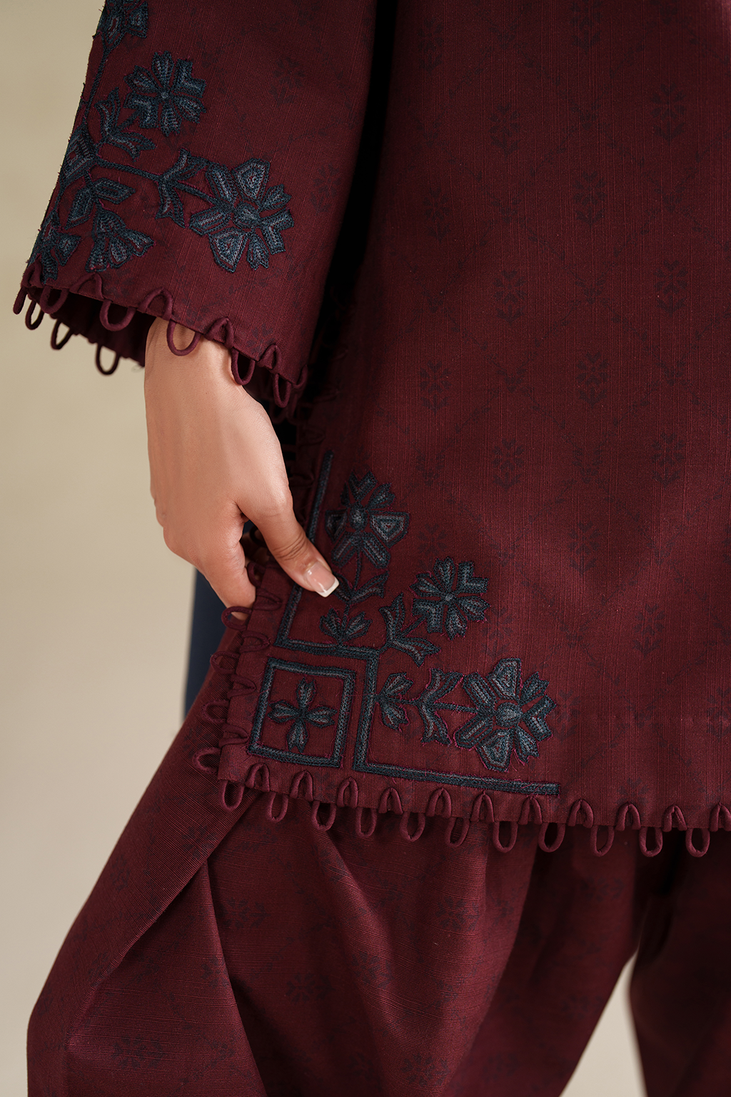 Iznik | Winter Chapter 25 | UE-592 Printed Khaddar by Iznik - Designer Dress - Type : Ladies Clothes - Available at Libayah - 100% Original 